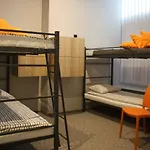 Center بيت شباب غدينيا