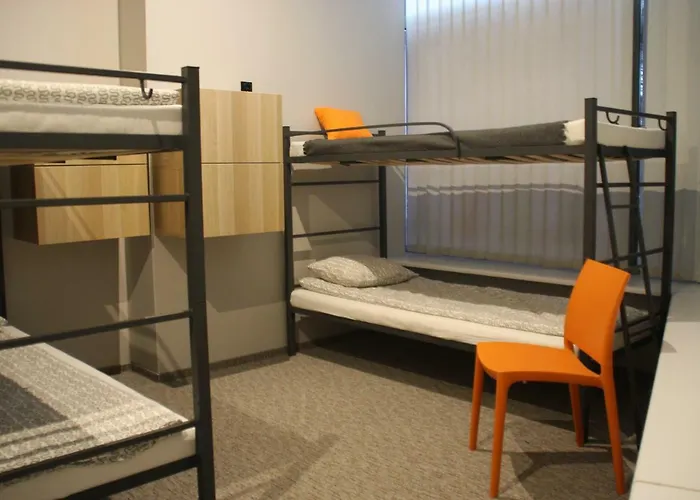 Vandrerhjem Center *